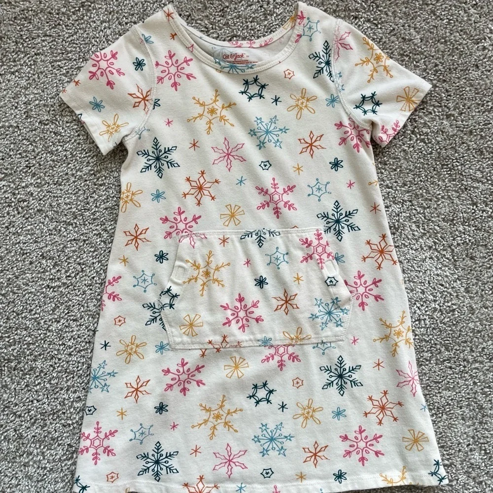 Cat & Jack size 5t